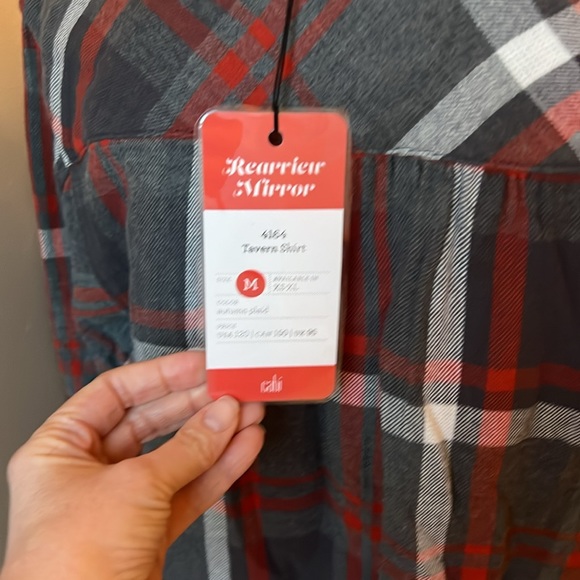 Cabi Tavern Shirt (style 4164) - Picture 9 of 13